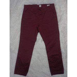 Women's Gap Straight Leg Maroon Pants Size 32x30
